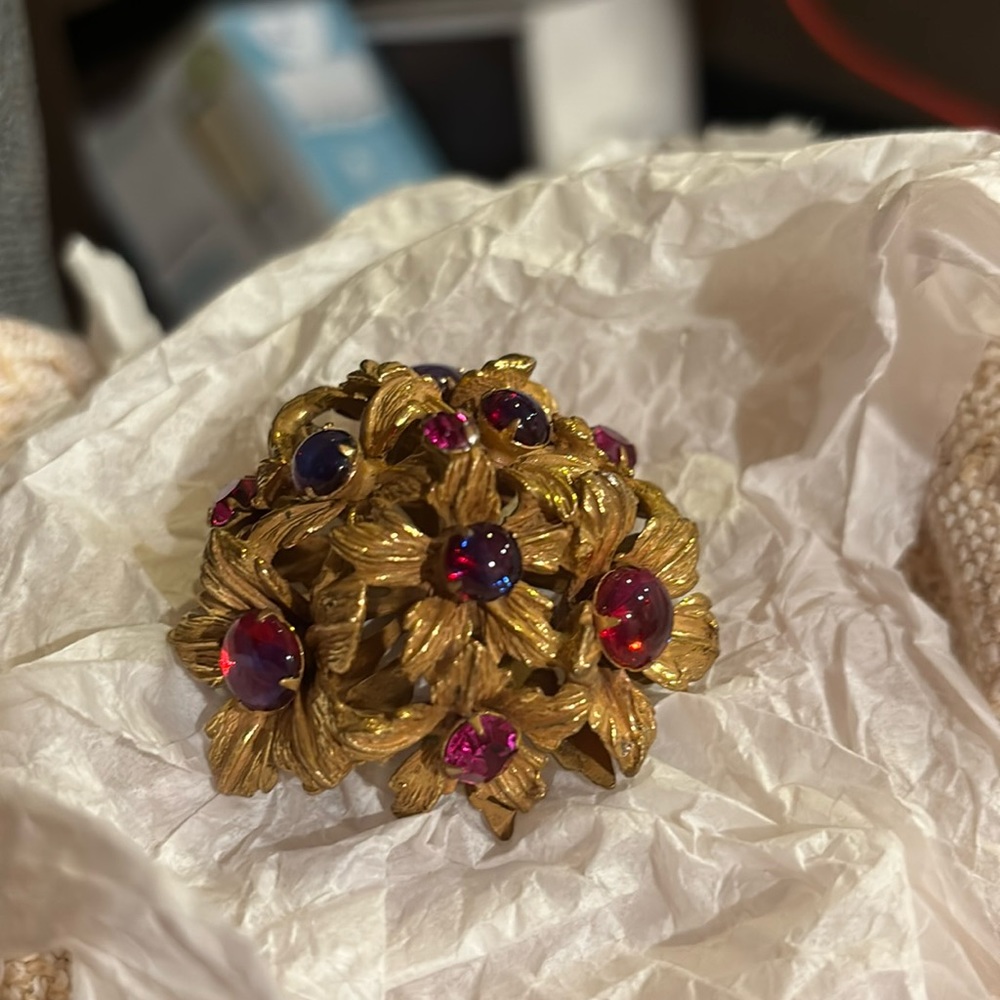 Vintage gold brooch